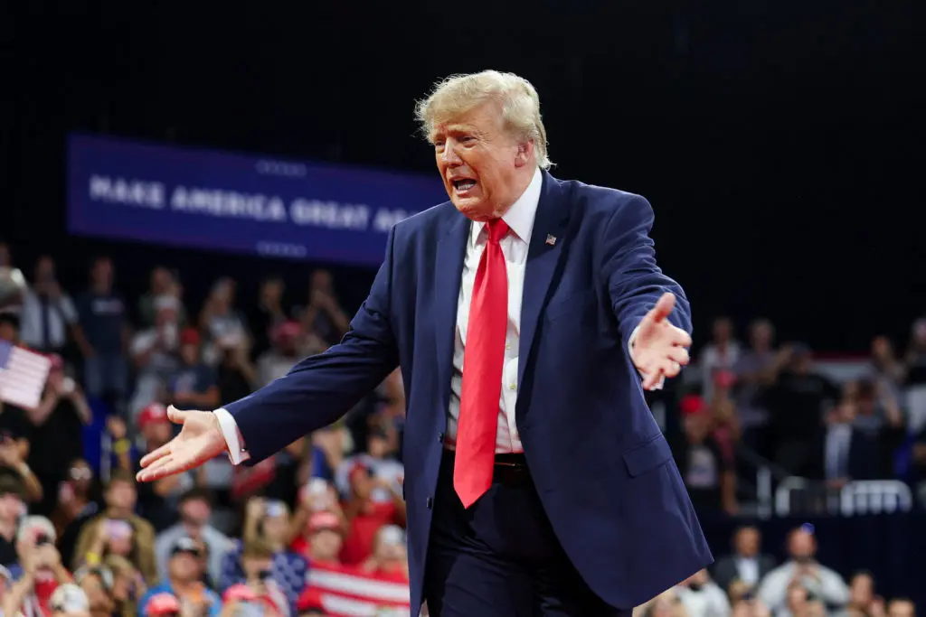 Trump revine cu ideea intervenției militare în Cuba, la mitingul din Florida